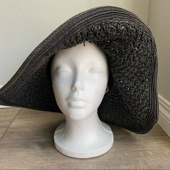 Sun  N’ Sand Beaded Paper Braid Hat - Picture 1 of 15